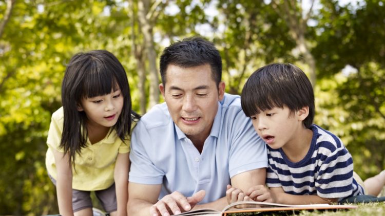 讓孩子認識自己，激勵自主學習，親子關係不可忽略這3個溝通技巧